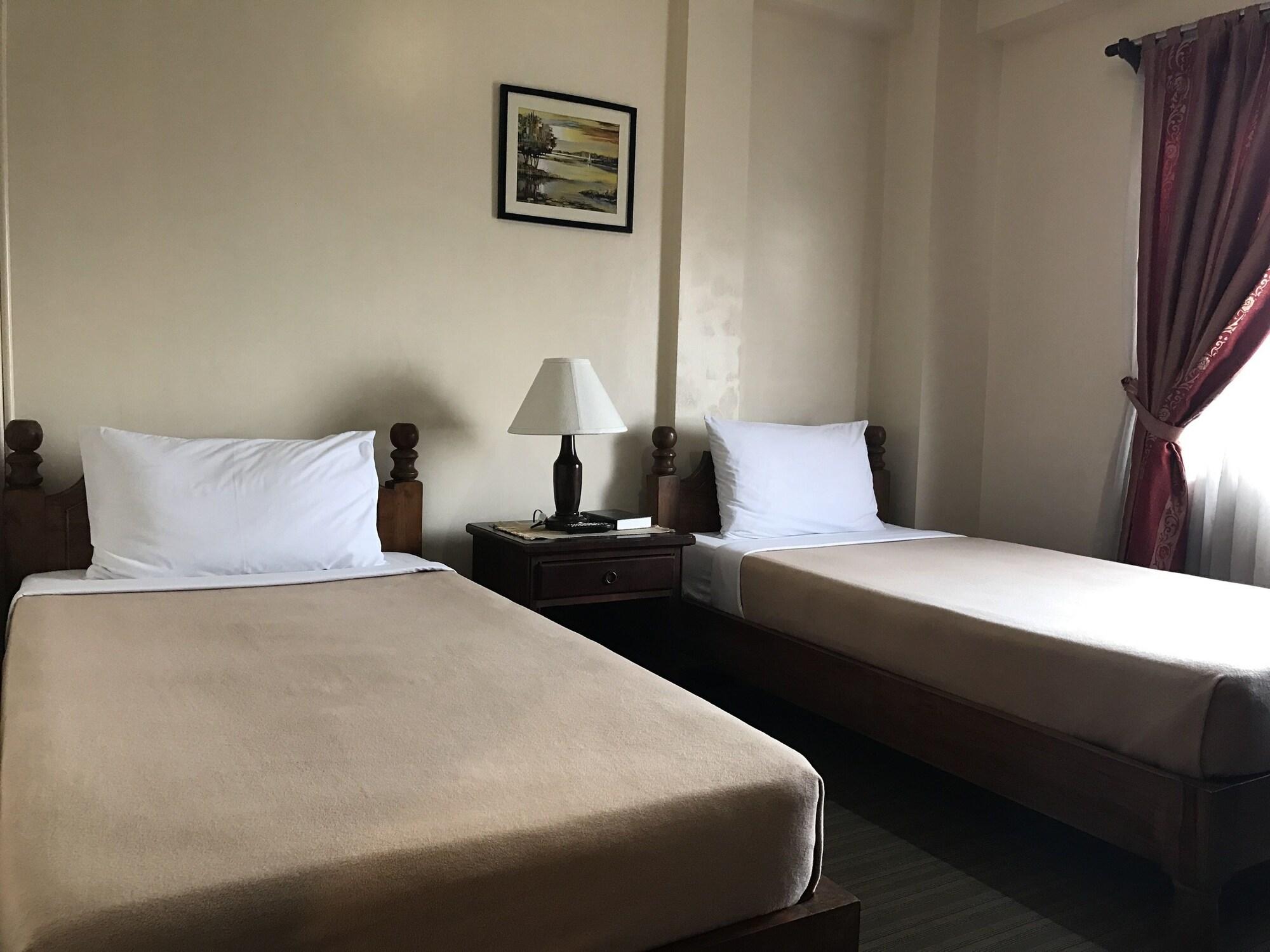 Hotel Caterina Baguio City Extérieur photo